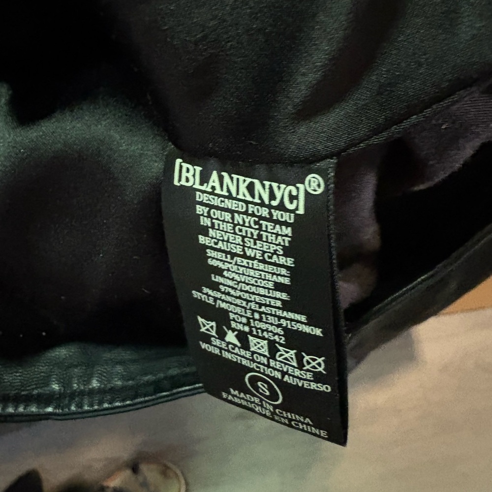 Blanca Classic Black Leather Jacket - Picture 7 of 7